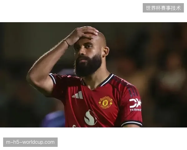 姆贝莫的速度成为曼联反击中的利器，帮助球队在攻防转换中屡屡创造得分良机